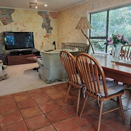 Secret Cottage Waitara Екстериор снимка